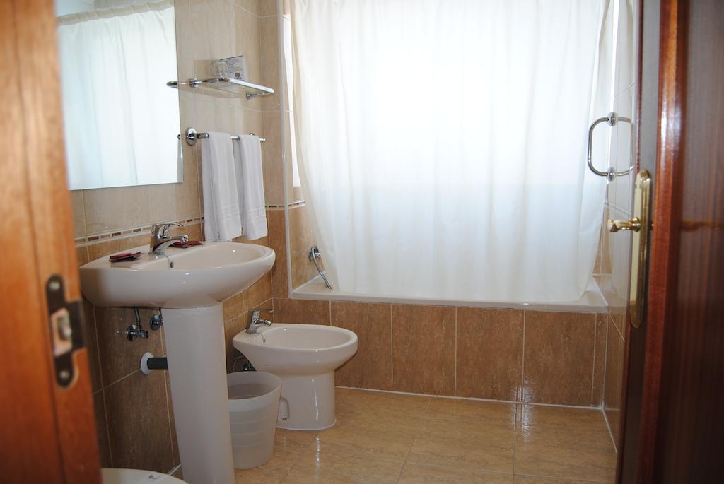 Hostal El Mirador La Lastrilla Pokoj fotografie